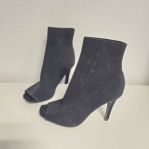 MIA Women's Saddie Black Stretchy Knit Peep-Toe Booties Size 6.5 NEW